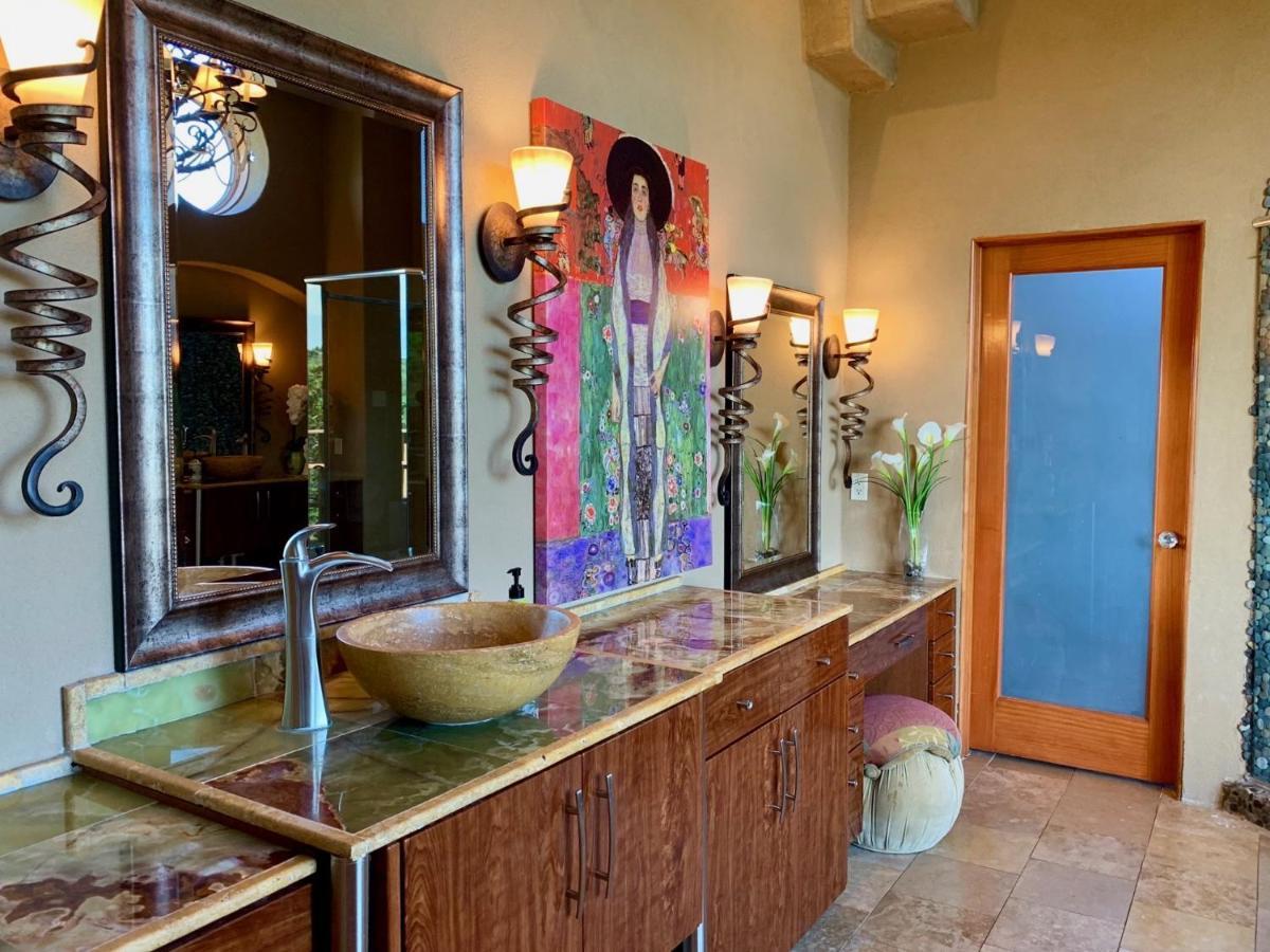 Scenic Hill Country Retreat - Rhino Ranch Villa New Braunfels Eksteriør bilde