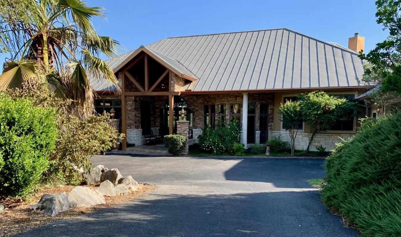 Scenic Hill Country Retreat - Rhino Ranch Villa New Braunfels Eksteriør bilde