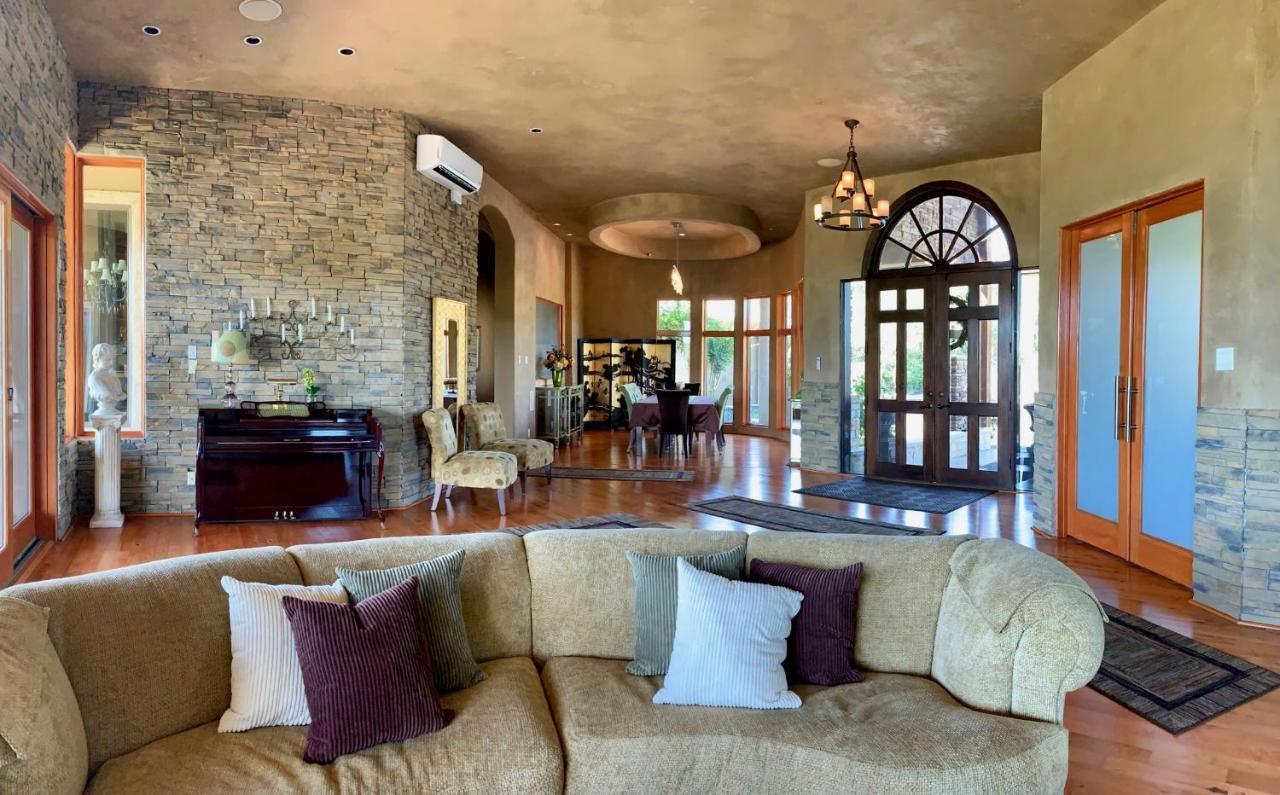 Scenic Hill Country Retreat - Rhino Ranch Villa New Braunfels Eksteriør bilde