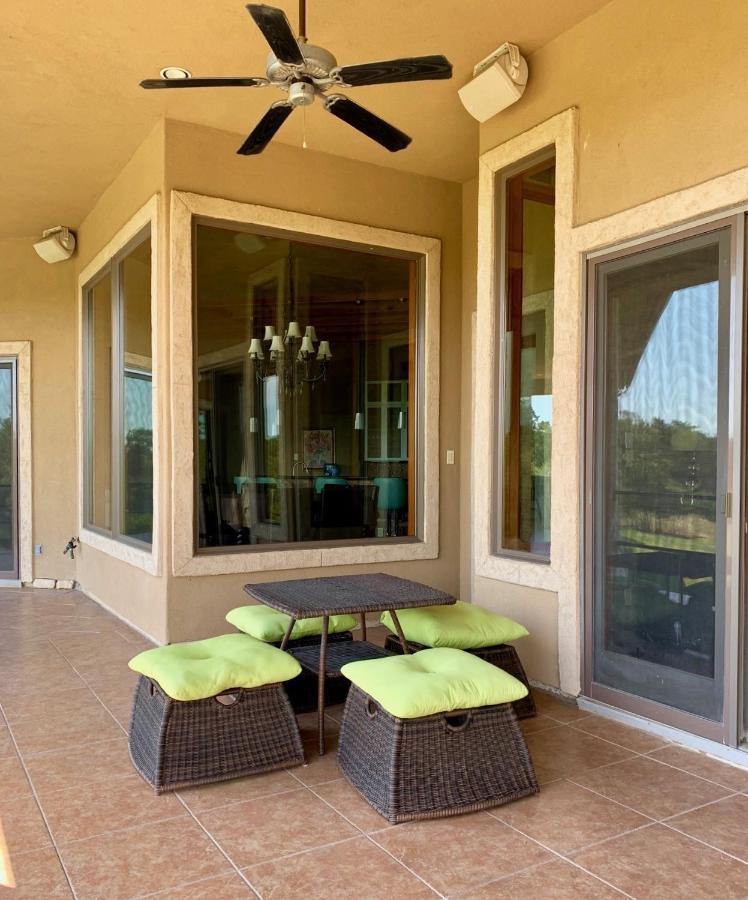 Scenic Hill Country Retreat - Rhino Ranch Villa New Braunfels Eksteriør bilde