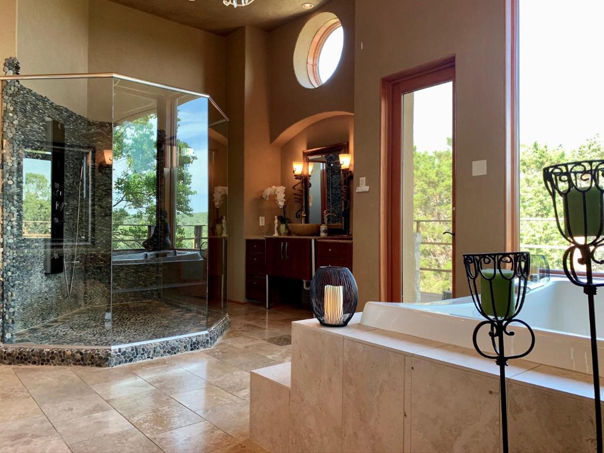 Scenic Hill Country Retreat - Rhino Ranch Villa New Braunfels Eksteriør bilde