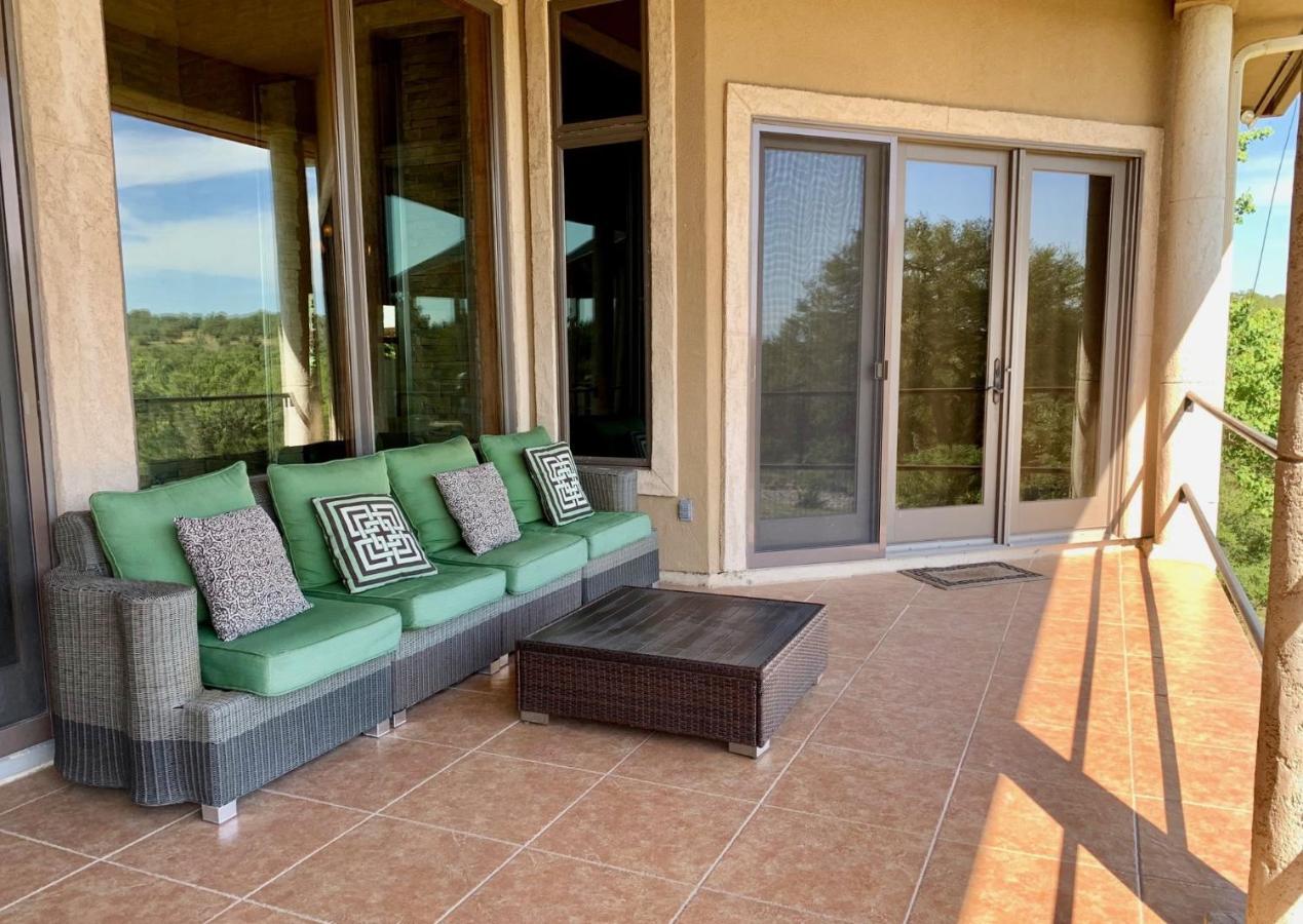Scenic Hill Country Retreat - Rhino Ranch Villa New Braunfels Eksteriør bilde