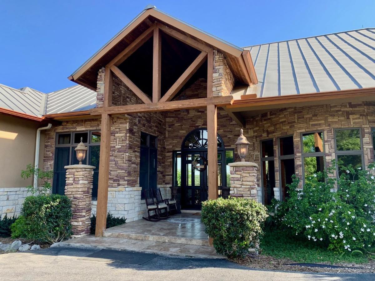 Scenic Hill Country Retreat - Rhino Ranch Villa New Braunfels Eksteriør bilde