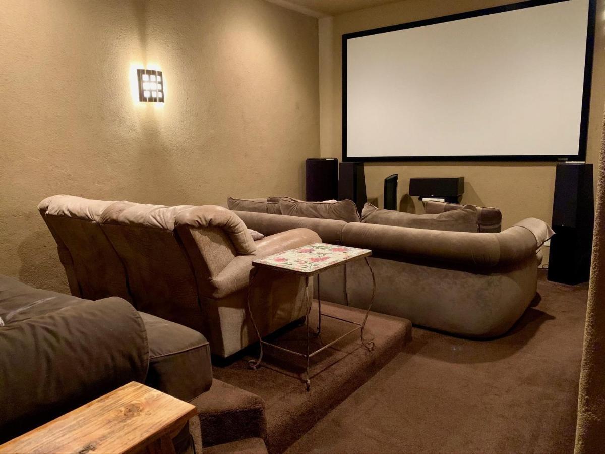 Scenic Hill Country Retreat - Rhino Ranch Villa New Braunfels Eksteriør bilde