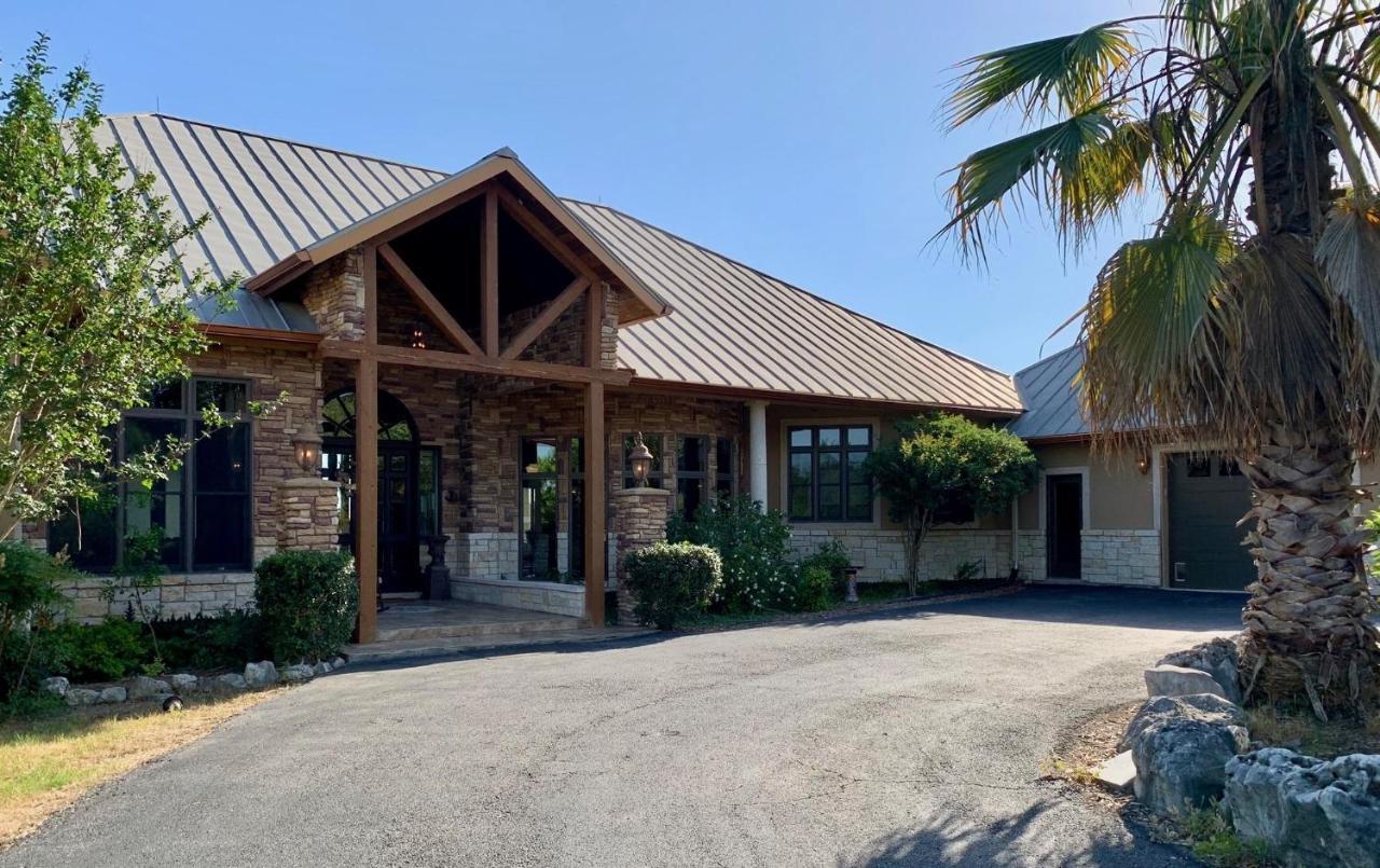 Scenic Hill Country Retreat - Rhino Ranch Villa New Braunfels Eksteriør bilde
